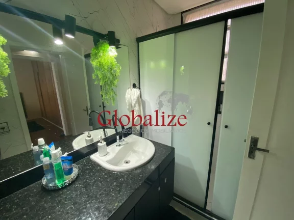 Imagem Apartamento de frente a praia com varanda no José Menino em Santos R$ 800.000,00