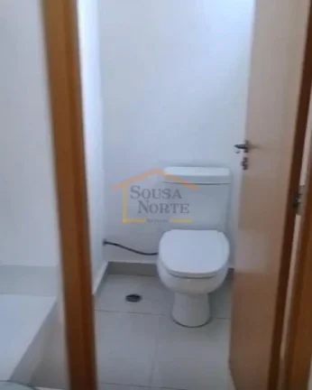 Imagem Sala comercial, piso frio, divisória, 2 banheiros, sacada e 1 vaga de garagem. 64m².
Ideal para es...