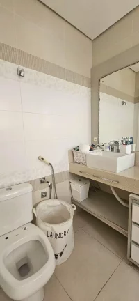 Imagem Casa Para Locação,360m2. Finamente Mobiliada, 5 Dormitórios(3 Suítes), 6 Vagas , Santa Mônica, Florianópolis/SC