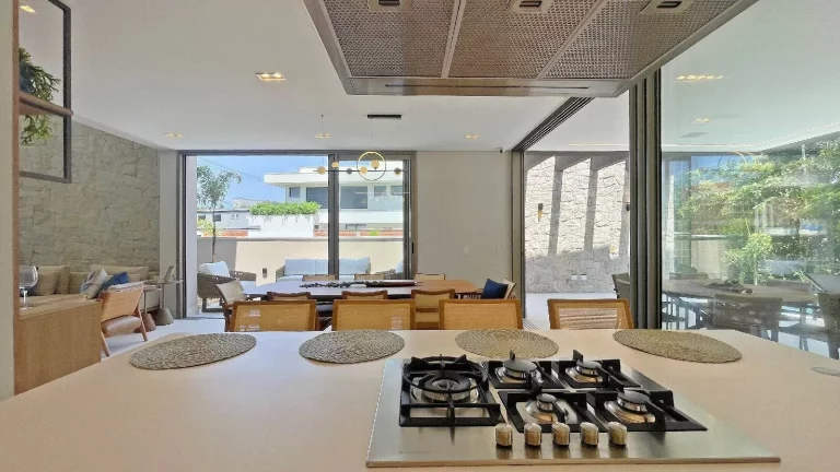 Imagem *LINDÍSSIMA CASA NA RIVIERA DE SÃO LOURENÇO, PRÓXIMA À PRAIA!*