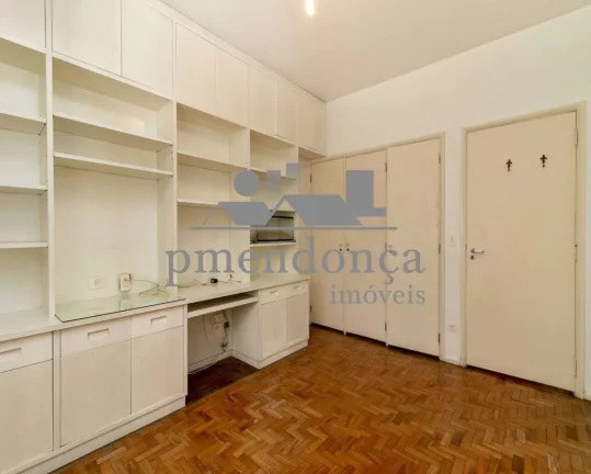 Imagem Apartamento à venda na Rua Dr Brasilio Machado com 03 dormitórios e 01 vaga, 188,50m²