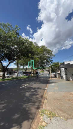 Imagem Imóvel muito bem localizado em área nobre de Ribeirão, ao lado de bancos e ótimos comércios.