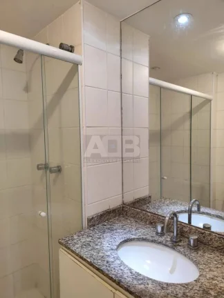 Imagem Cobertura à venda na Barra da Tijuca, 3 quartos, 3 vagas, 203m2.