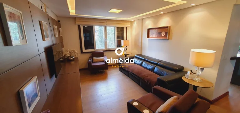 Imagem Apartamento 4 dormitórios à venda Centro Santa Maria/RS