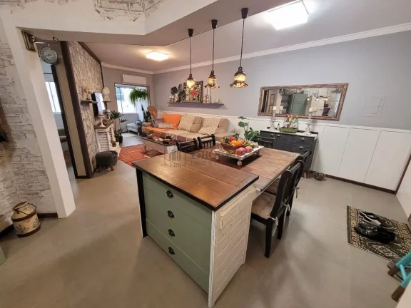 Imagem Apartamento com 2 dormitórios à venda no Centro de Balneário Camboriú/SC