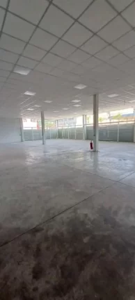 Imagem Salão para alugar, 759 m² - Calmon Viana - Poá/SP