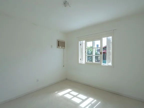 Imagem Casa com 3 Quartos à Venda, 224 m² em Sarandi - Porto Alegre