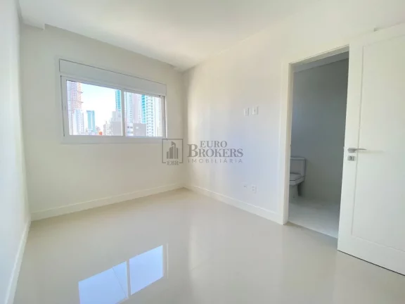 Imagem Apartamento com 4 suítes à venda na Barra Sul de Balneário Camboriú/SC