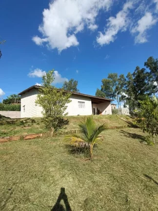 Imagem Chácara para Venda em Engenheiro Coelho, Área Rural de Engenheiro Coelho, 2 dormitórios, 1 banheiro, 1 vaga
