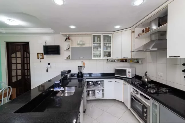 Imagem Casa Única com Piscina, Sauna e Salão de Festas no Jaraguá