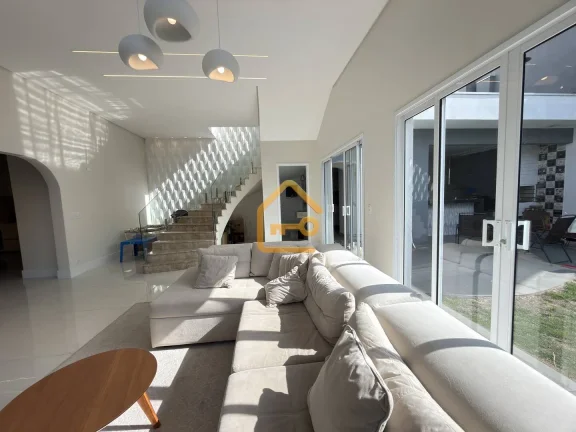 Imagem Casa no Condomínio Vivva com 3 quartos, sendo 1 suíte. Villa Branca.