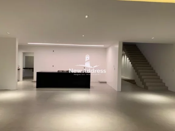 Imagem Belíssima casa triplex de alto padrão no Riviera Park
