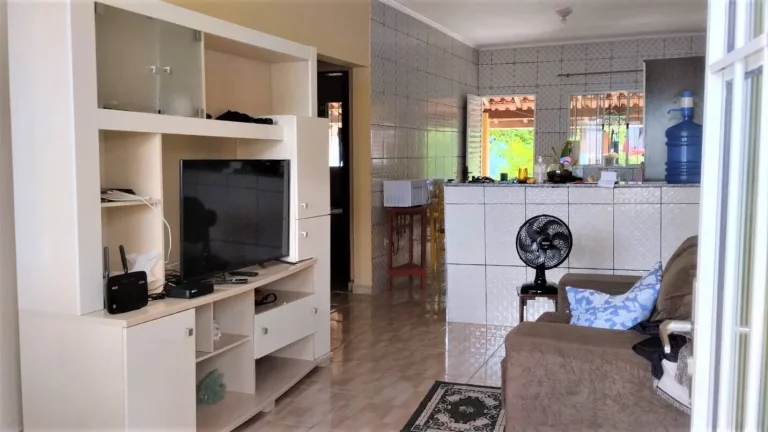 Imagem Casa de 2 dormitórios à venda no Jardim Primavera-Iguape/SP