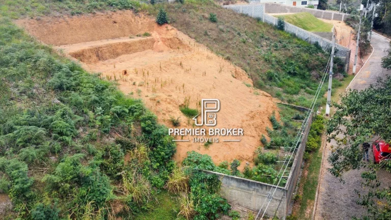 Terreno à venda, 563 m² por R$ 250.000,00 - Prata - Teresópolis/RJ