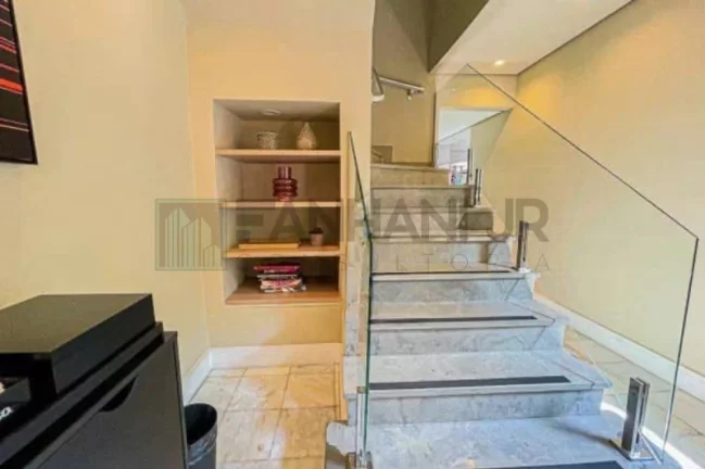 Imagem Casa Comercial à Venda/Locação em São Paulo-SP, Jardim América: 6 salas, 4 banheiros, 4 vagas, 350m²!