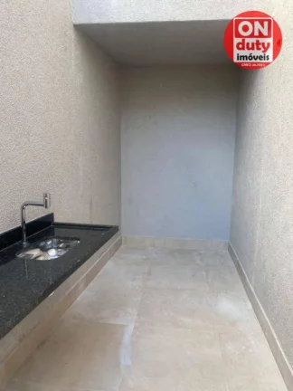 Imagem Casa com 2 dormitórios à venda, 80 m² por R$ 820.000,00 - Ponta da Praia - Santos/SP