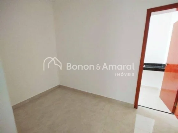 Imagem Casa com 3 suítes, varanda, sala de estar, sala de jantar, cozinha, área de serviço, quintal, esp...