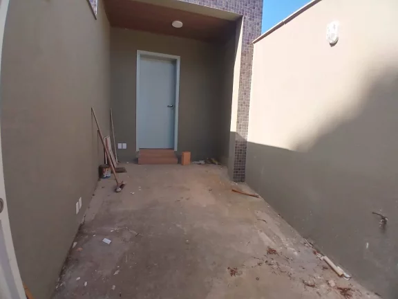 Imagem Casa geminada, 2 quartos, sendo 1 suíte - Santa Amélia