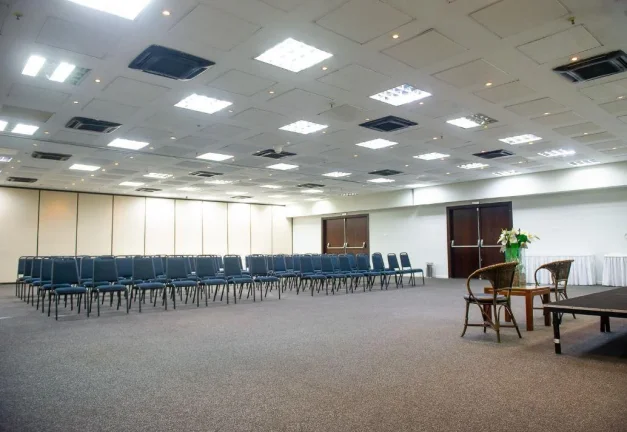 Imagem  COBERTURA C/ 65M² - COND. MEDITERRÂNEO FLAT - BARRA DA TIJUCA - RJ IMÓVEL AVALIADO EM R$ 622.300,00 1ª PRAÇA: 09/02/2026 - VALOR INICIAL DE VENDA: R$ 622.300,00 2ª PRAÇA: 12/02/2026 - VALOR INICIAL DE VENDA: R$ 311.150,00