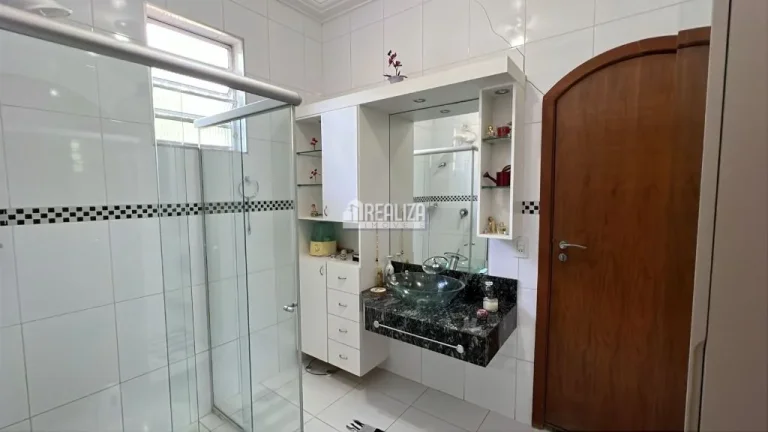 Imagem Casa com 4 dormitórios no Recreio dos Bandeirantes em Uberaba