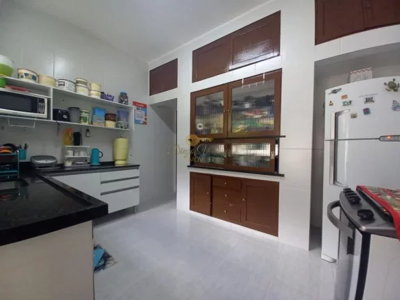 Imagem Casa para Venda em Teresópolis / RJ no bairro Vale do Paraíso