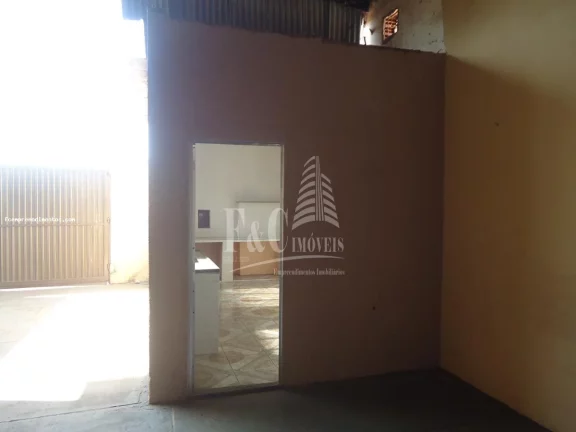 Imagem Casa para Venda em Limeira, JARDIM DO LAGO, 3 dormitórios, 3 suítes, 2 banheiros, 6 vagas