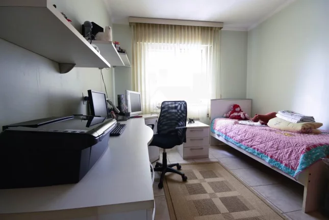 Imagem Apartamento reformado com 117M2 a venda no bairro Perdizes! Possui amplo living para dois ambientes,...