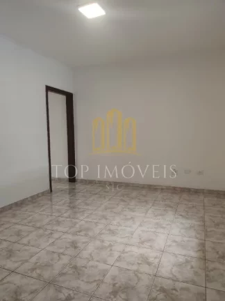 Imagem Casa Ampla com 4 Dormitórios (2 Suítes), Churrasqueira e Ótima Localização – Próxima ao Shopping Oriente!