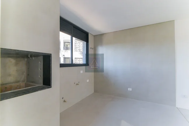 Imagem HUGO LANGE - Apartamento 3 suítes. 3 vagas. 142,63 m² privativos.