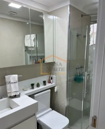 Imagem Apartamento amplo e aconchegante, 2 dormitórios, sendo 1 suíte, com armários planejados, 2 banhei...