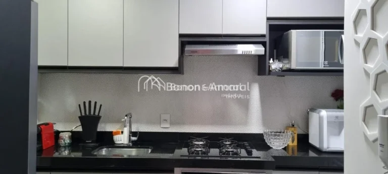 Imagem Apartamento à venda, 70m², com 3 quartos, em Valinhos.

Lindo e apaixonante apartamento garden!

S...