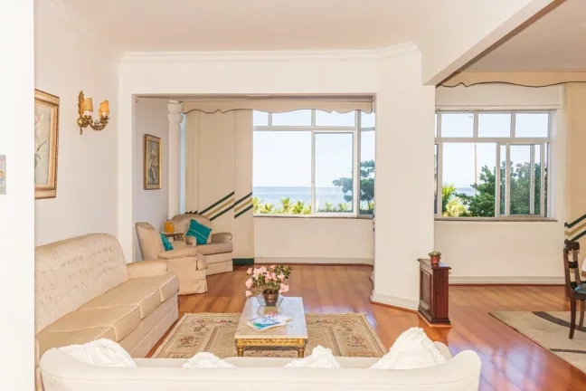 Imagem Apartamento com 3 Quartos à Venda, 192 m² em Copacabana - Rio De Janeiro