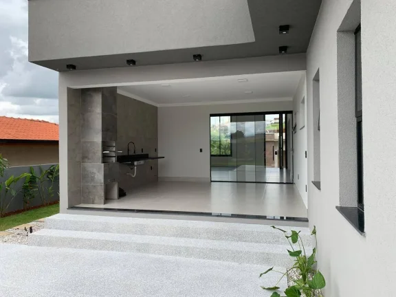 Imagem Linda casa no condomínio Flamboyan