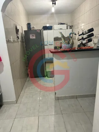 Imagem Casa com 2Q + Casa com 3Q - Excelente imóvel com 2 casas Jardim Califórnia