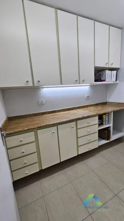 Imagem Sobrado em condomínio fechado com 4 dormitórios e 5 vagas em Vila das Mercês/SP!
