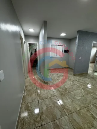 Imagem Casa térrea em condomínio. 2 quartos com 2 vagas.