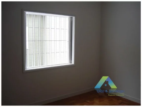 Imagem Rudge Ramos Linda casa 300 metros, 3 dormitórios, Edícula, 4 vagas com excelente localização e valor !!!