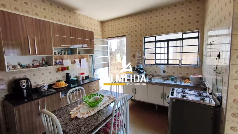 Imagem Casa com 3 dormitórios à venda por R$ 450.000,00 - Jardim Claret - Rio Claro/SP