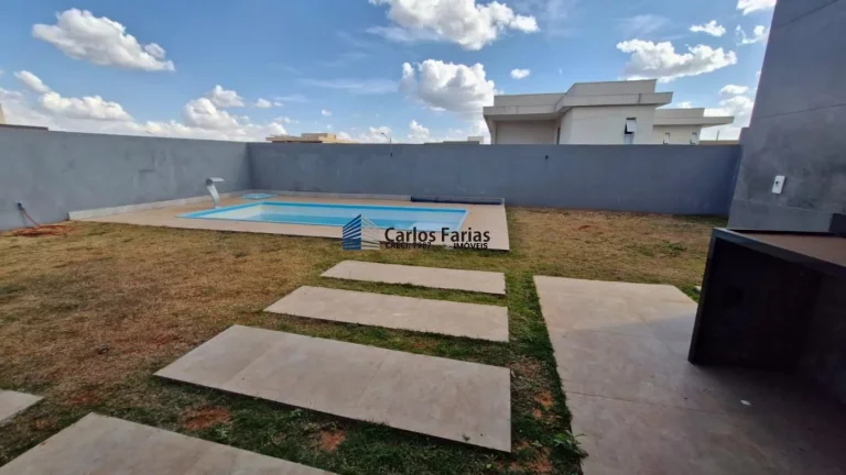 Imagem Casa em Condomínio para Venda em Brasília, Setor Habitacional Tororó (Jardim Botânico), 3 dormitórios, 1 suíte, 3 banheiros, 2 vagas