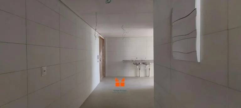 Imagem Novíssimo 4 quartos(2 suítes) no coração de Casa Forte!