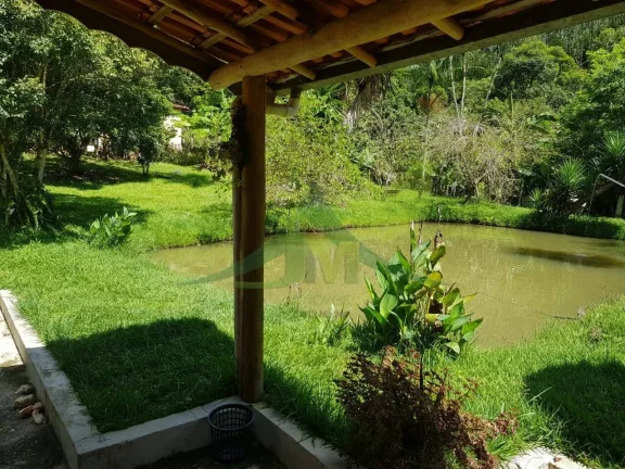 Imagem Linda Chácara em Piracaia: 1600m², Piscina, Lago, Poço, e Mais!