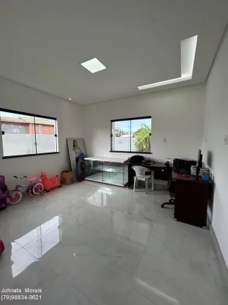 Imagem Casa à venda no Condomínio Reserva Aimoré - Amplo espaço, 3 quartos e estacionamento para visitantes