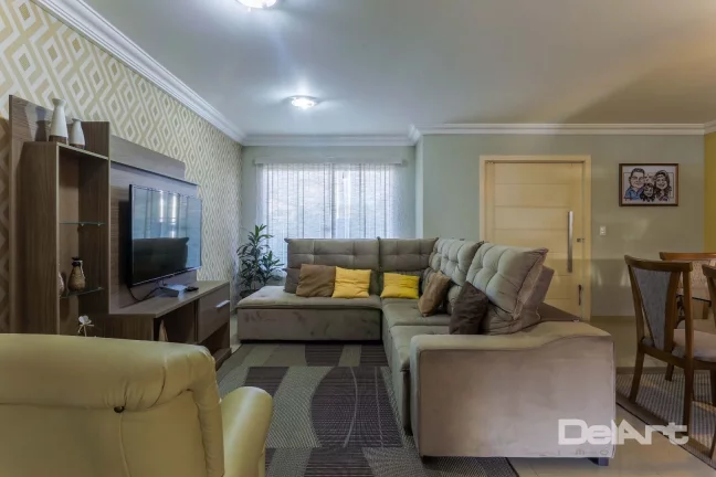 Imagem Linda residência de 02 pavimentos no Bairro mais charmoso de Rio Negro... 290m2 de construção