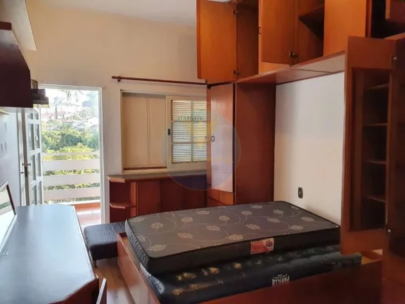 Imagem Casa em Condomínio a Venda no bairro Granja Viana - Cotia, SP