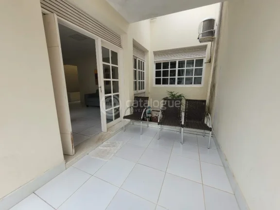 Imagem Casa à venda no bairro Tirol, Natal: 3 dormitórios, edícula com 2 suítes