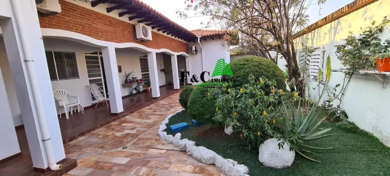 Imagem Casa para Venda em Araras, Parque Alvorada, 5 dormitórios, 1 suíte, 5 banheiros, 2 vagas