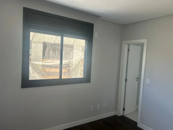 Imagem Imóvel à venda em Balneário Piçarras - Apartamento Novo com 3 suítes