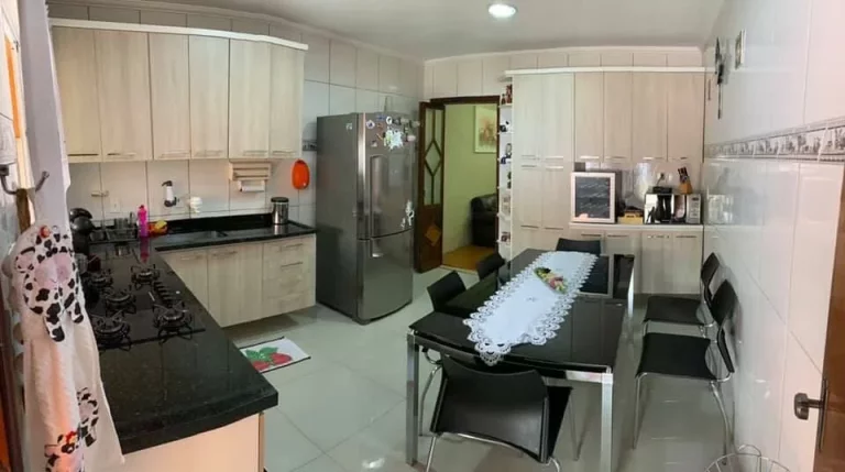 Imagem Casa Térrea com 3 Dormitórios sendo 2 Suíte, 1 Banheiro 2 Vagas!
