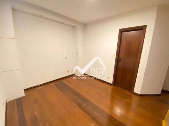 Imagem Apartamento com 4 dormitórios à venda, 240 m² por R$ 1.810.000,00 - Boqueirão - Santos/SP