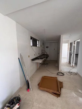 Imagem Apartamento de alto padrão com varanda / sacada nas proximidades de supermercado, restaurantes e colégio no Bessa-AP2783